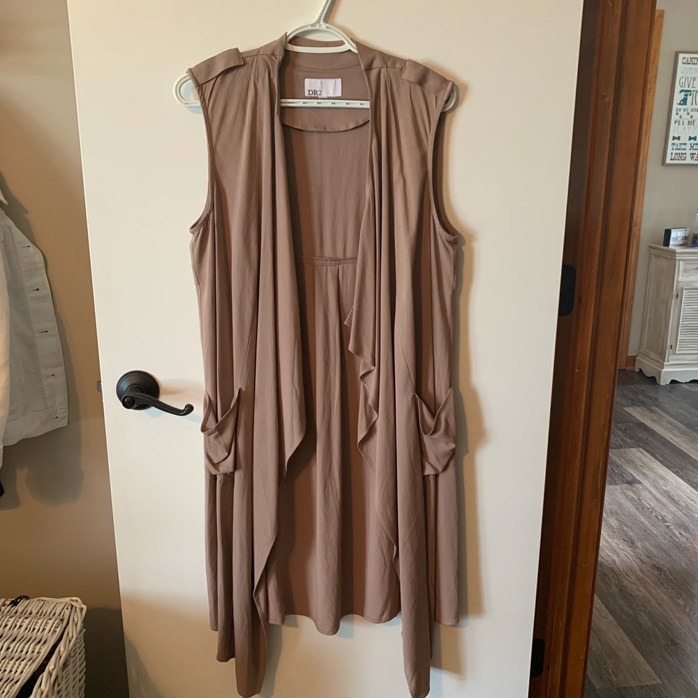 DR2 by Daniel Rainn cover up vest
